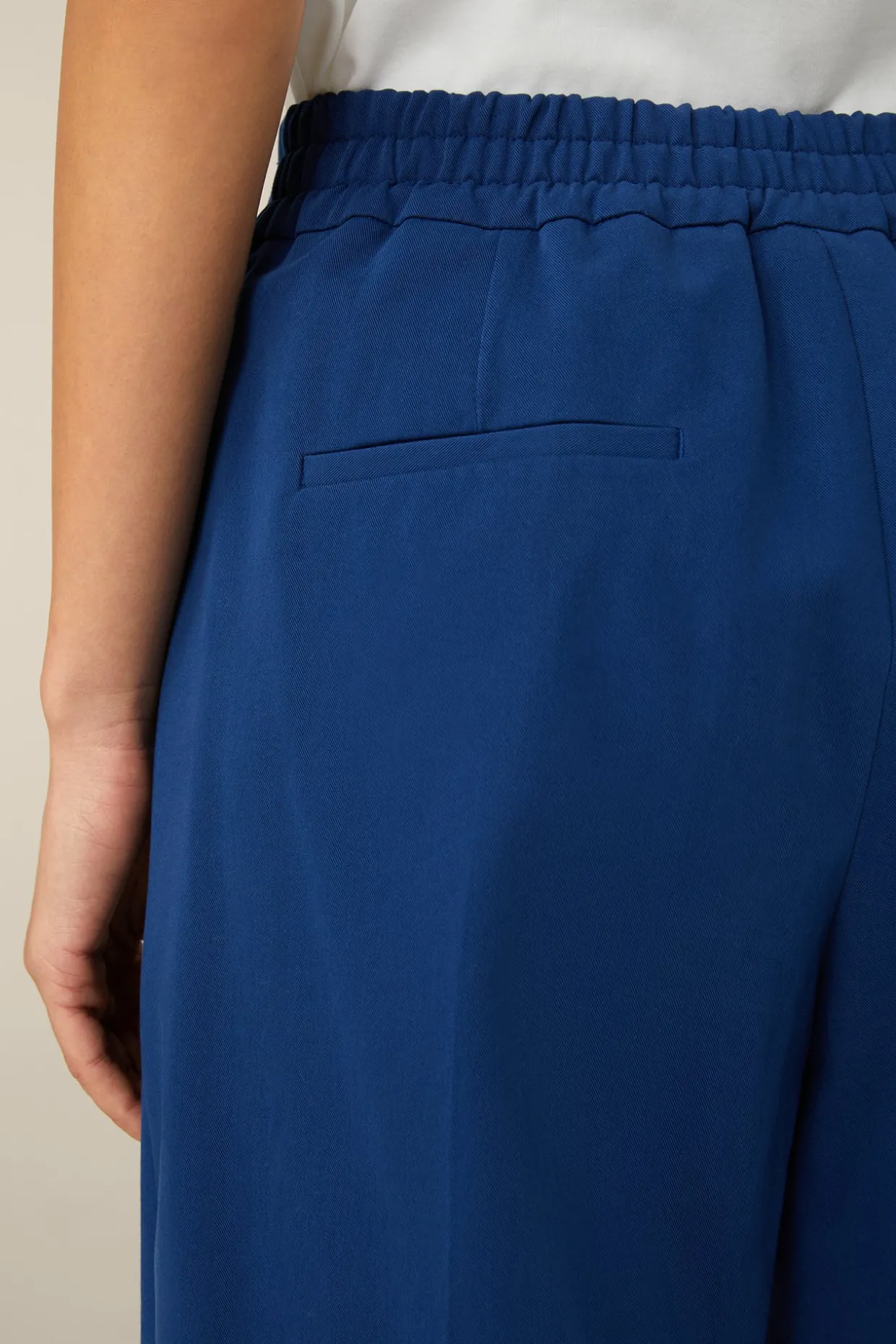 Baumwoll-Gabardine-Bundfalten-Hose In