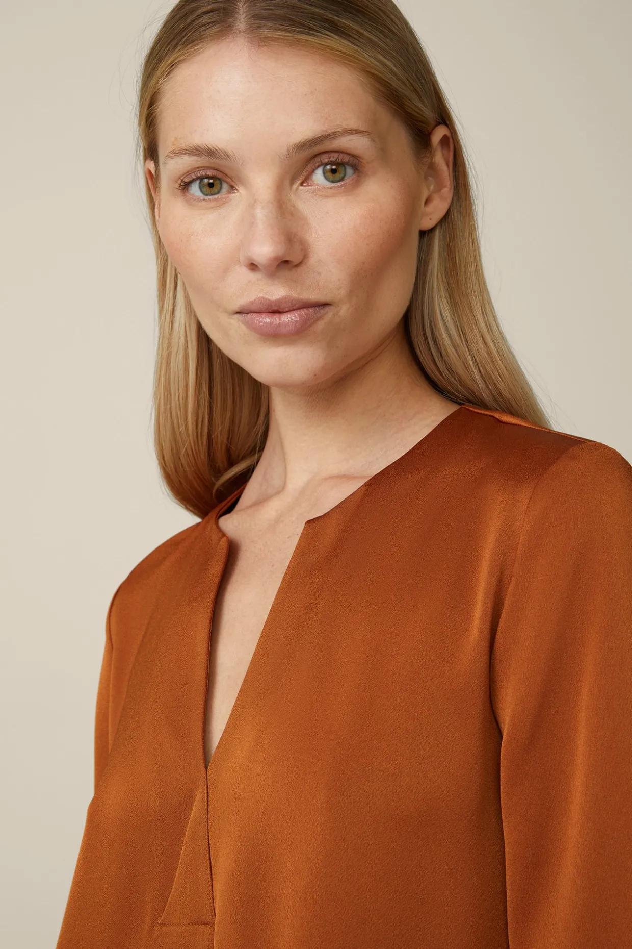Crepe-Kleid In A-Linie In
