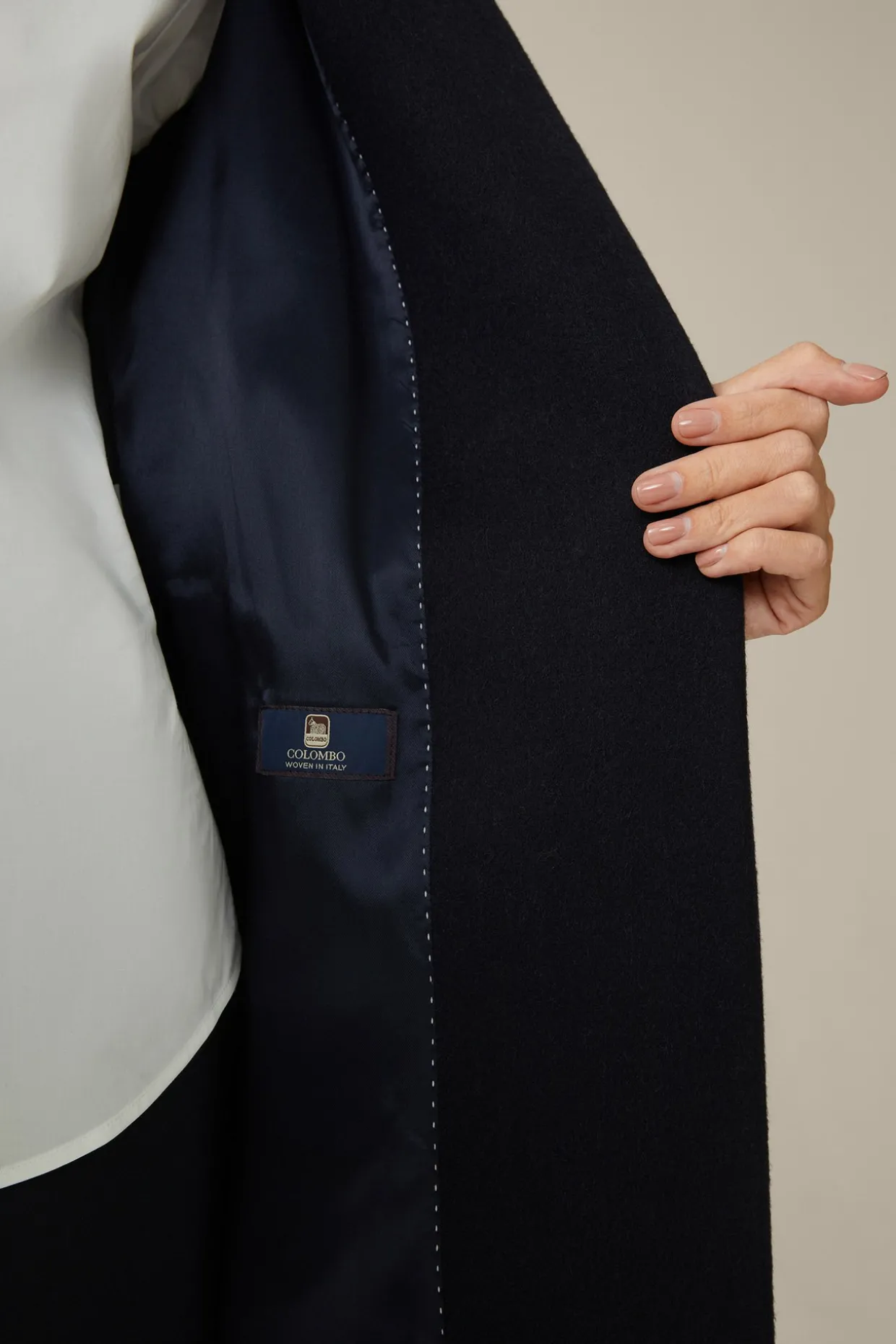 Schurwoll-Roben-Mantel Mit Cashmere In