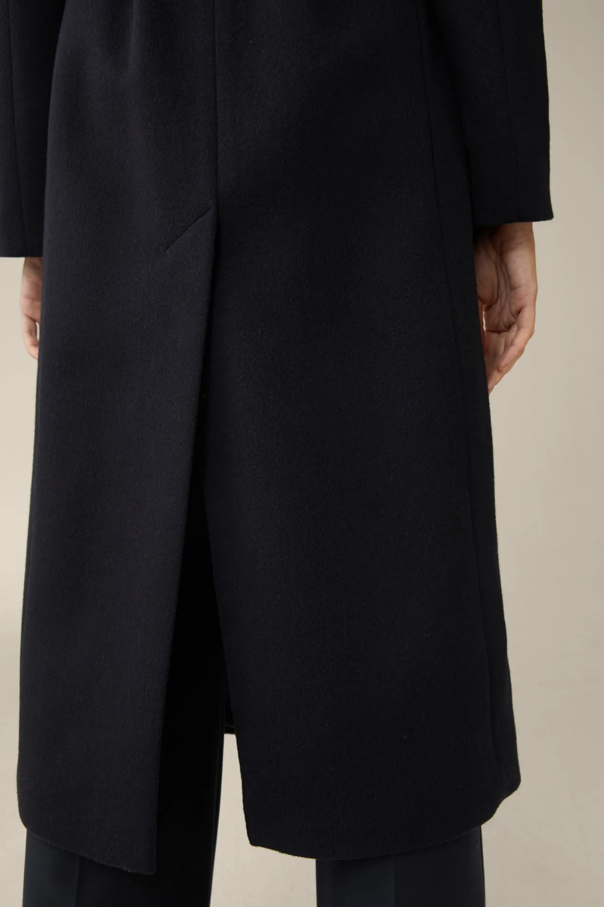 Schurwoll-Roben-Mantel Mit Cashmere In