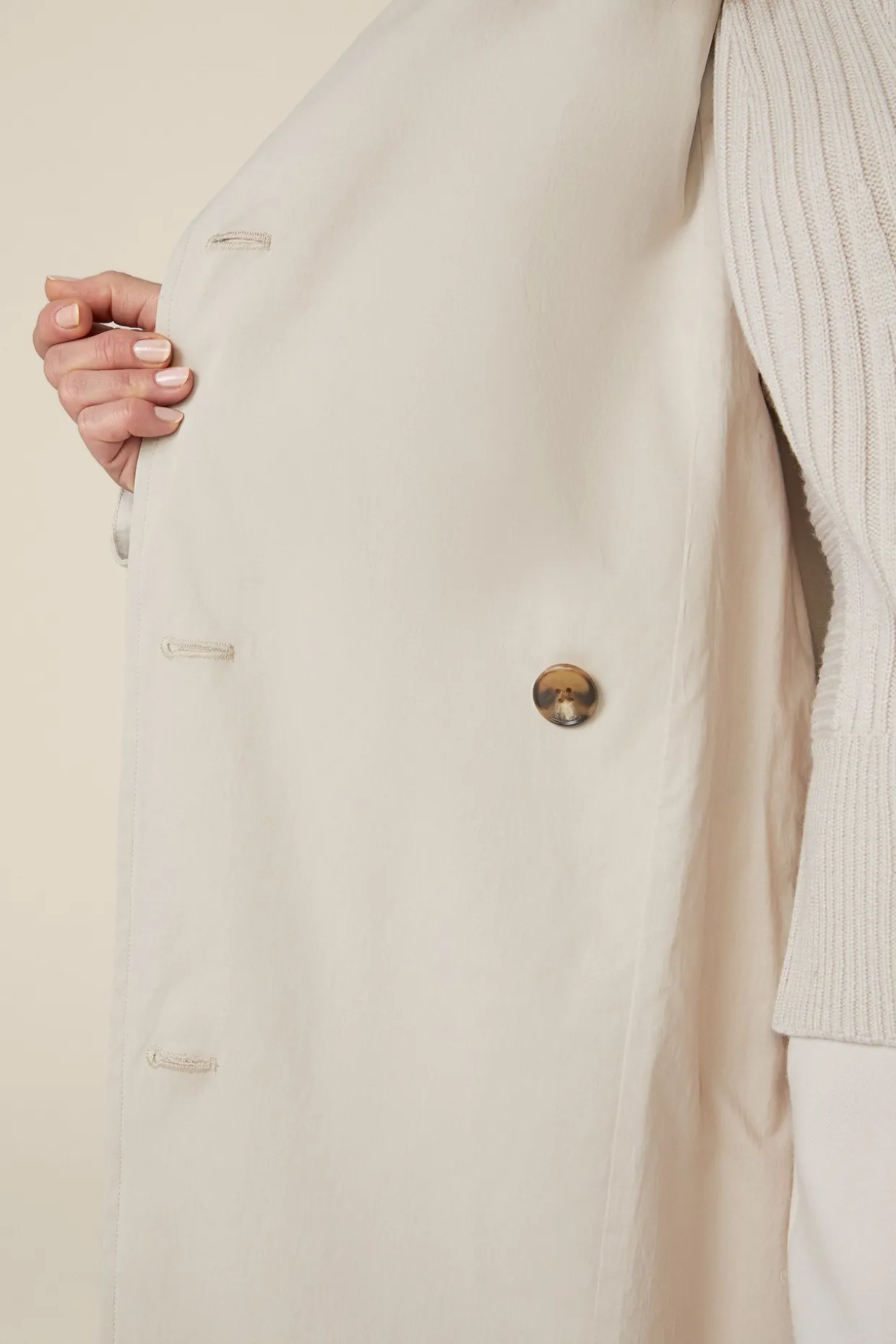 Trenchcoat In
