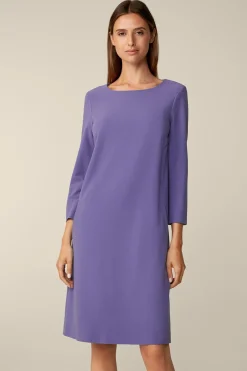 Wollcrepe-Kleid In